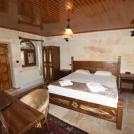 Peri Cave Hotel *