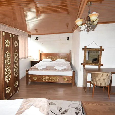 Hotel Peri Cave